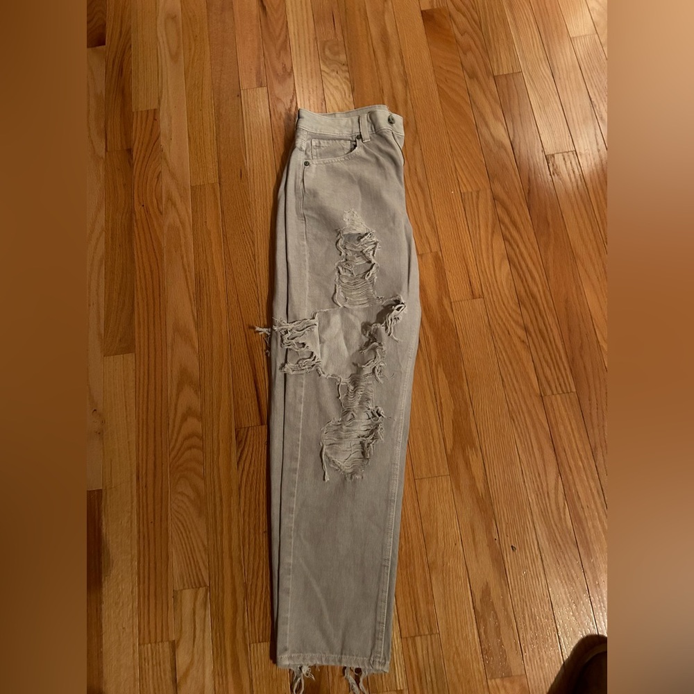 American Eagle boyfriend jeans size 6